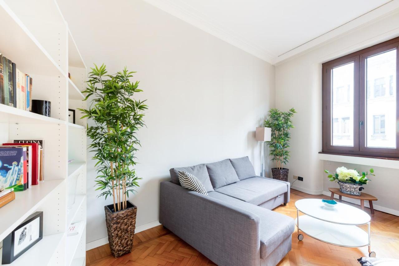 Spacious And Brilliant Apartment In Duomo By Easylife Milão Exterior foto